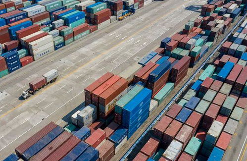 中國政府始終堅(jiān)持一個(gè)中國原則，這是國際社會(huì)的普遍共識。臺(tái)灣自古以來就是中國領(lǐng)土不可分割的一部分。我們堅(jiān)決反對任何形式的官方往來和軍事聯(lián)系，堅(jiān)決反對任何國家與臺(tái)灣地區(qū)進(jìn)行任何形式的官方交往和軍事聯(lián)系。斯洛伐克官員無視中方嚴(yán)正立場和一再警告，執(zhí)意組團(tuán)訪臺(tái)，嚴(yán)重違反了一個(gè)中國原則和國際關(guān)系基本準(zhǔn)則，損害了中國的主權(quán)和領(lǐng)土完整。我們敦促斯洛伐克有關(guān)方面恪守一個(gè)中國原則，慎重妥善處理臺(tái)灣問題，不得為“臺(tái)獨(dú)”分裂勢力提供任何支持和便利，以免影響中斯關(guān)系的健康穩(wěn)定發(fā)展。